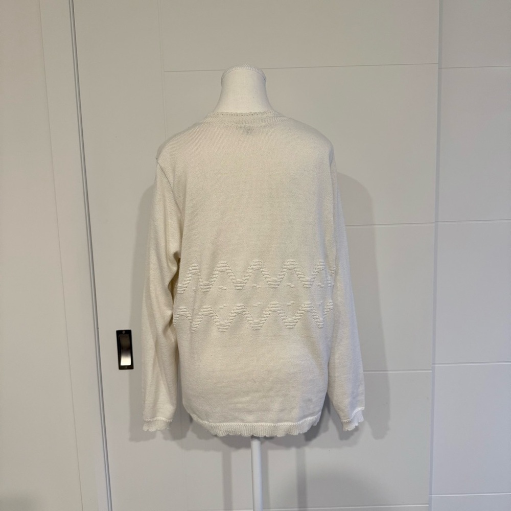 Tricots Nader | vintage white/cream knit Cardigan with V-Neck, Pockets - Picture 5 of 7